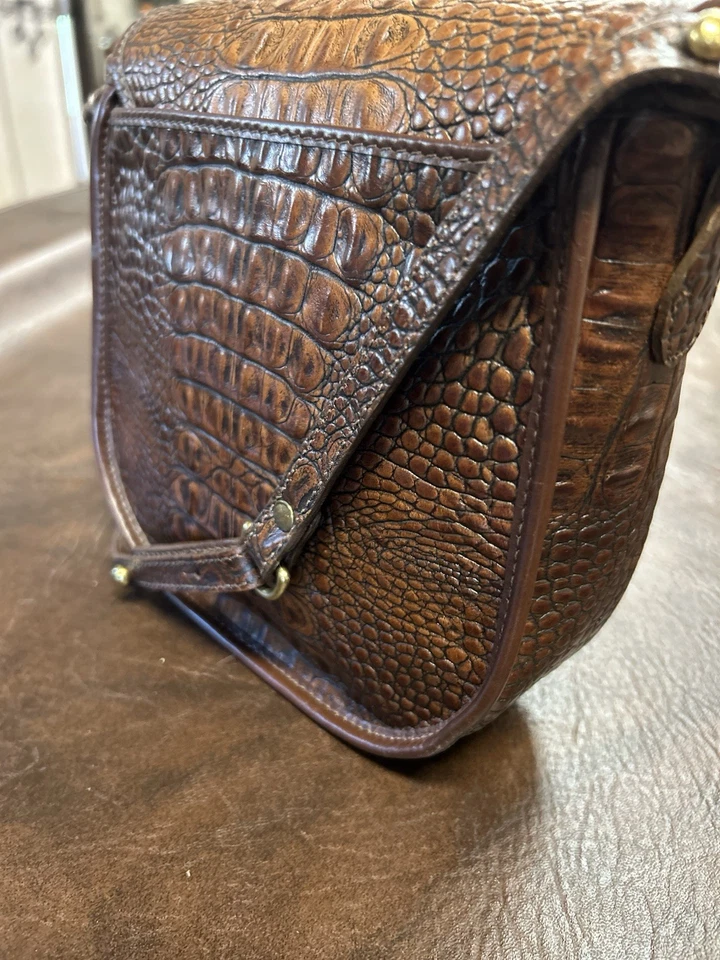 Brahmin Handbag Crocodile Embossed Leather Brown Shoulder Purse Crosbody Vintage - Image 4 of 4