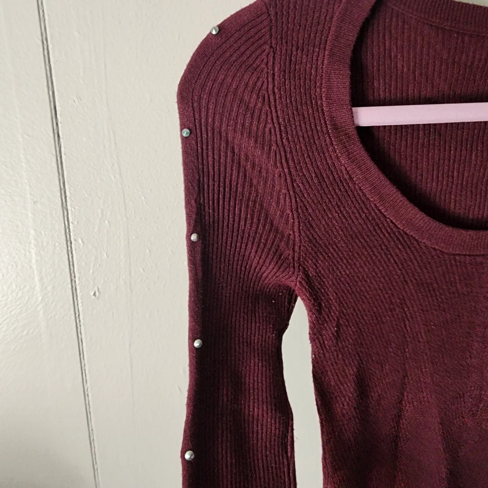 Vintage Guess Y2K Ribbed Maroon Top Small Scoop Neck Studded Long Sleeve - Image 3 of 4