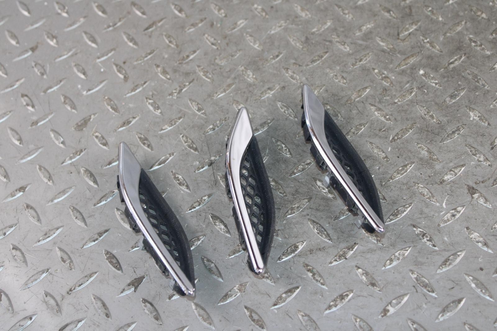 14-24 Maserati Ghibli Front LH LF Fender Chrome Vent Grille Inserts Set Of 3x OE