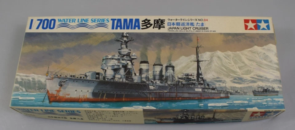 Tamiya 7784 / 1:700 / Light Cruiser TAMA