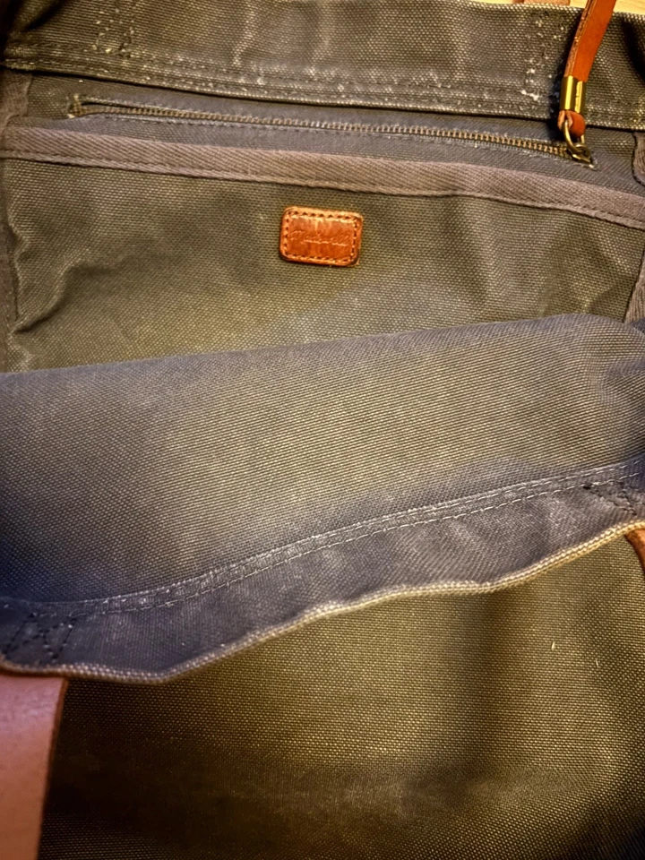"Bolso de mano de transporte de lona MADEWELL 17x13,5"" cuero marrón negro lavado"  Foto 4 de 4