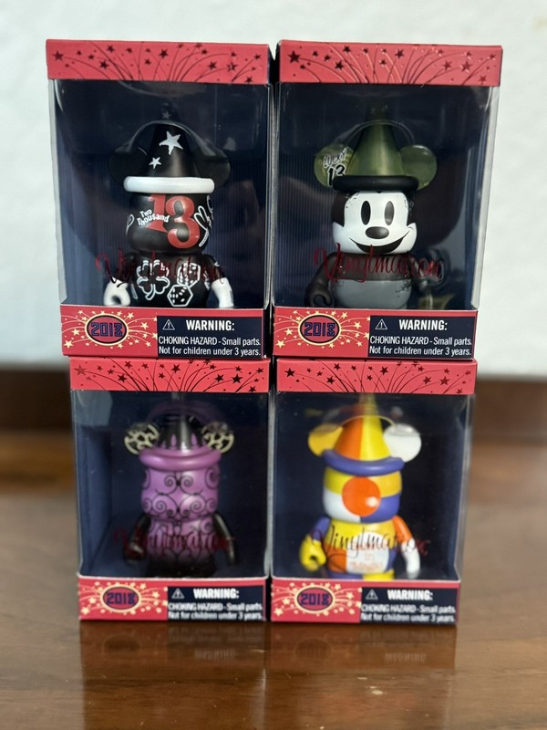 4 Disney Parks Vinylmation 2013 Poster Series Figures w/  RARE Oswald Lucky 