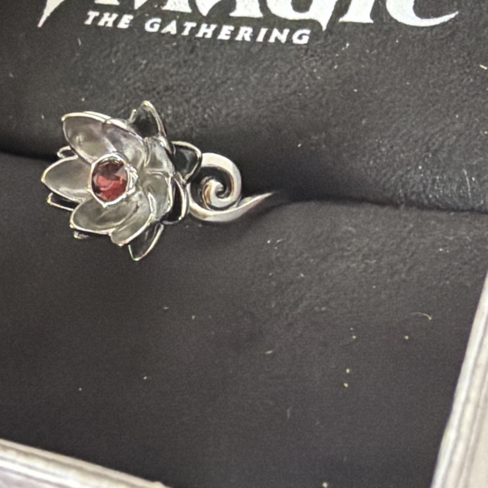 RockLove Magic The Gathering Black Lotus Ring Size 10 Sterling Silver MTG w/ Box view 2