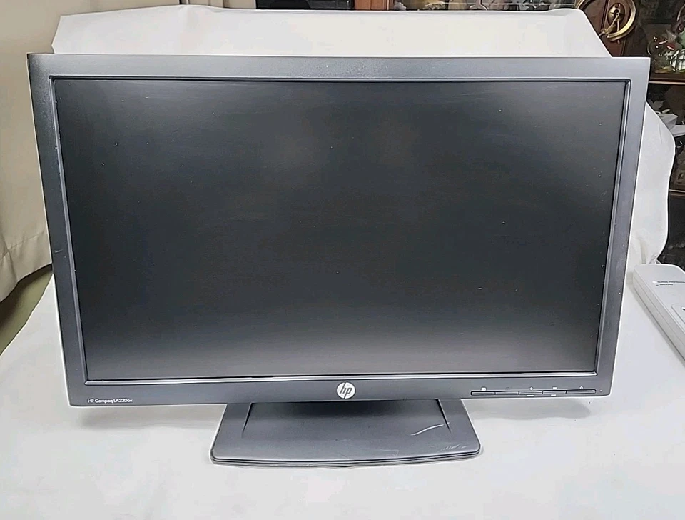 HP LA2206X Hstnd-3191-A(B) 21.5" LCD Color Monitor Black w/Stand Displayport Hp1 - Image 2 of 4