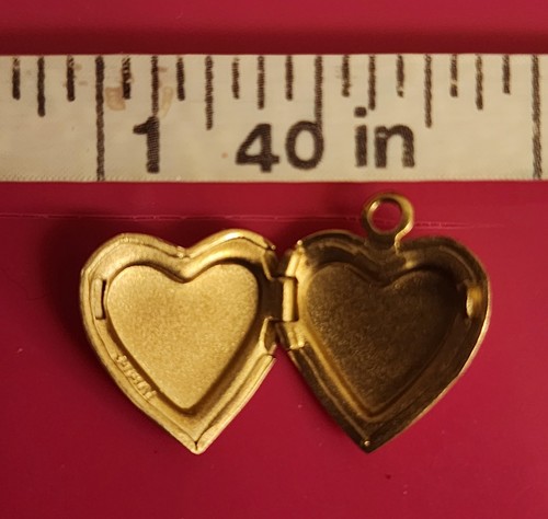 Pretty Vintage Heart Locket/Pendant 14 k Gold - Picture 2 of 6