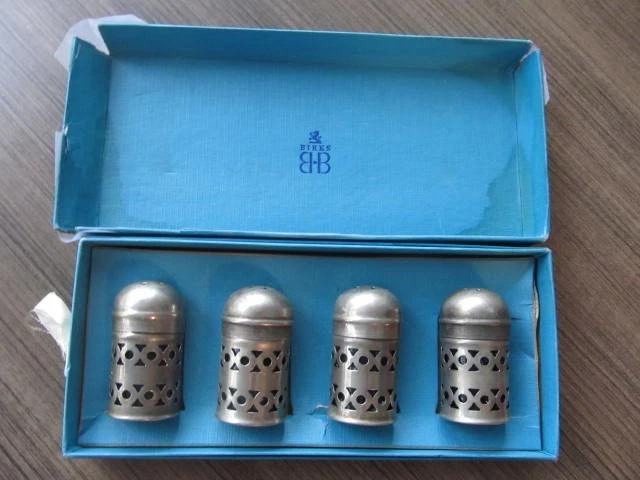 Birks E.P.N.S. Silver Plated Salt & Pepper Shakers Cobalt Blue Glass Insert lot - Image 2 of 4