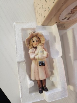 vintage Jan Hagara ''Amanda'' limited edition porcelain figurine/ornament