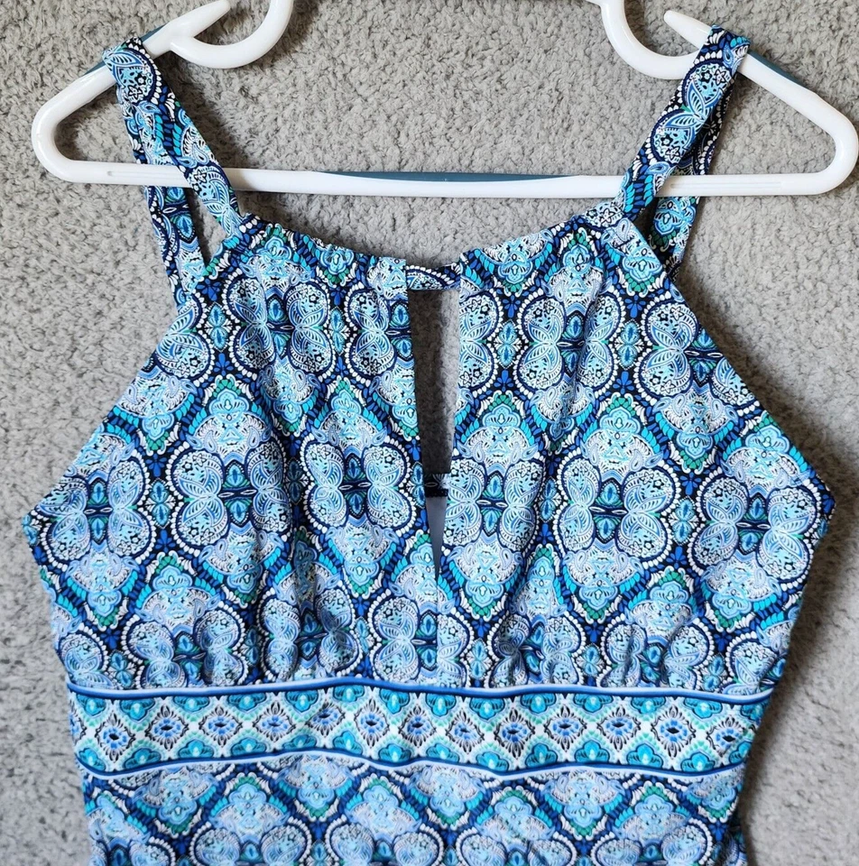 Traje de baño Tankini Top azul estampado talla 16W Chaps para mujer cuello en V con cerradura alta talla 16W Foto 2 de 4
