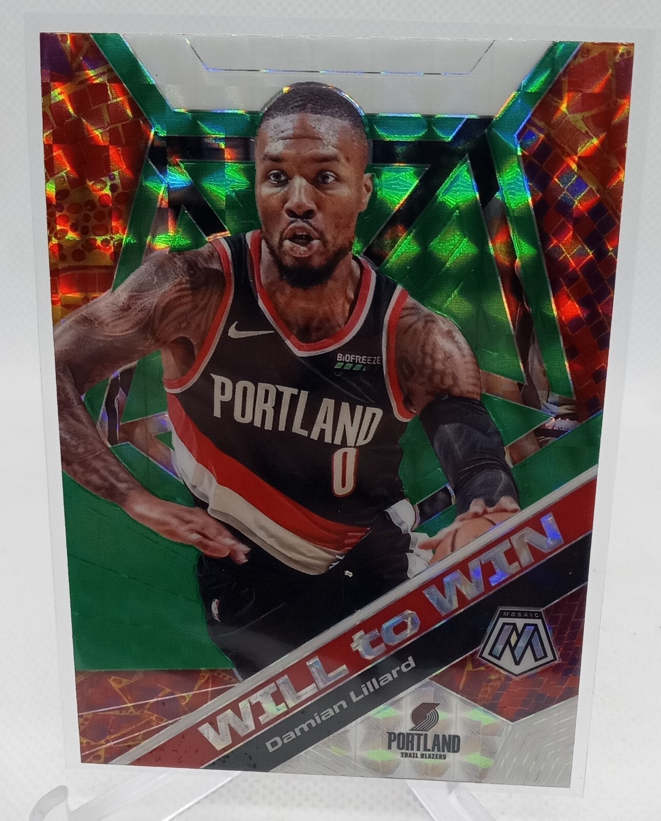 2019-20 Panini Mosaic - Will to Win Damian Lillard #19 Green Mosaic Prizm