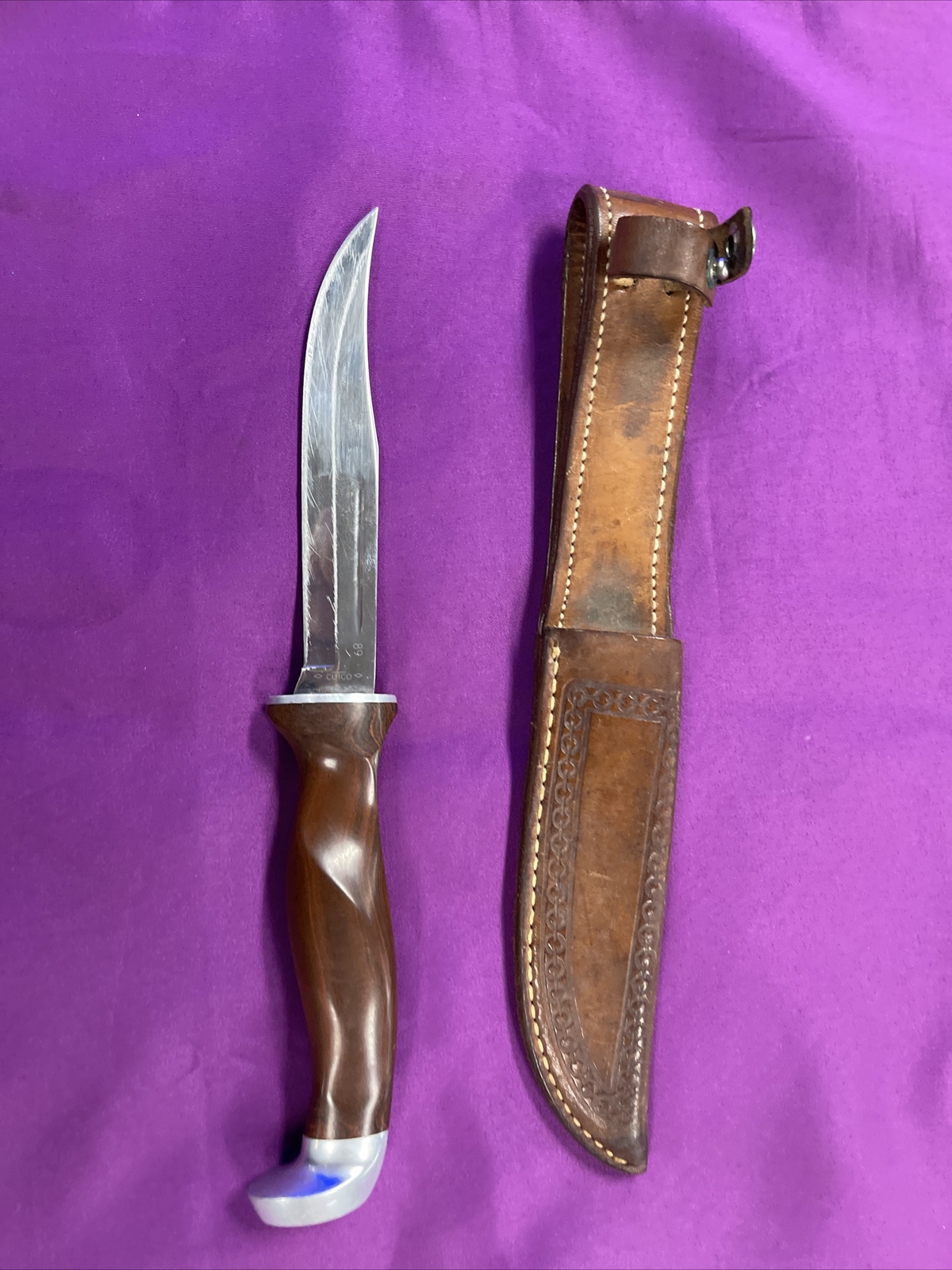 Vintage Cutco Hunting Knife Fixed blade 89 Pat 2390544 with Sheath