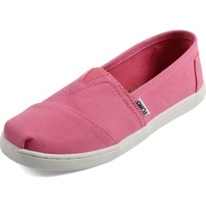 girls slip on shoes