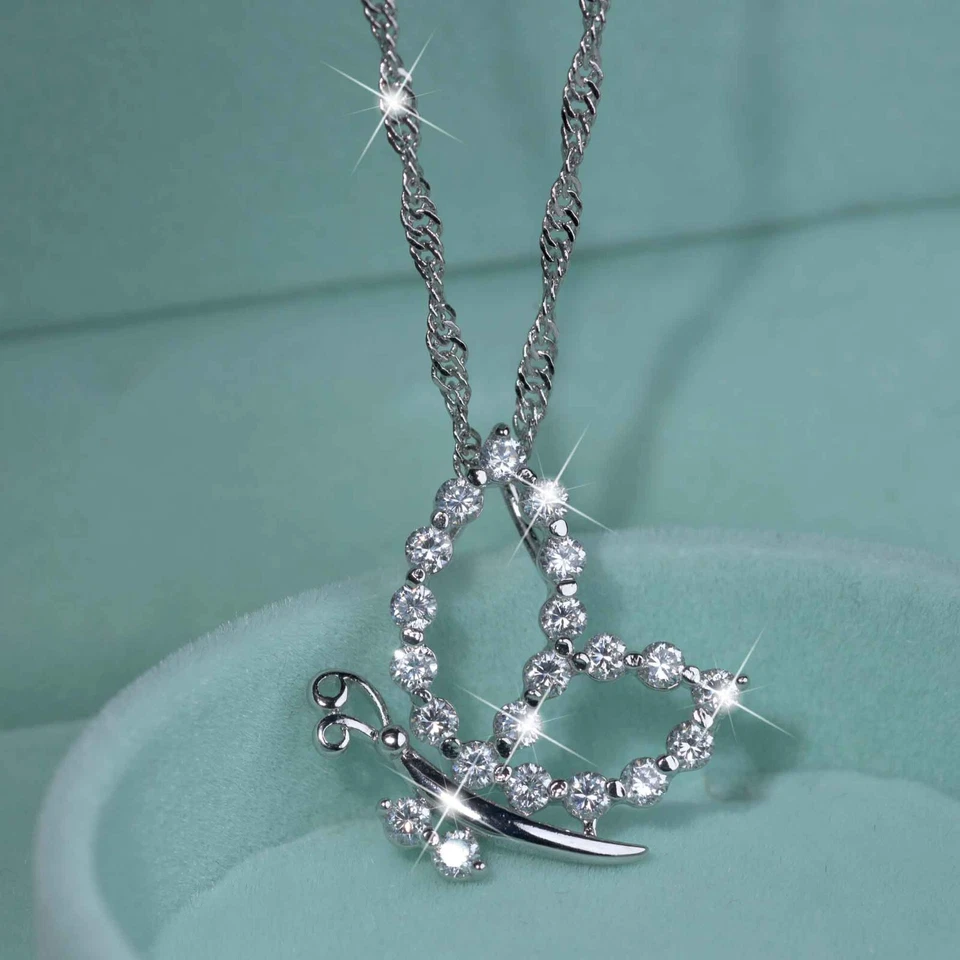 Silver butterfly necklace made with swarovski crystal pendant Singapore 45cm Foto 3 de 4