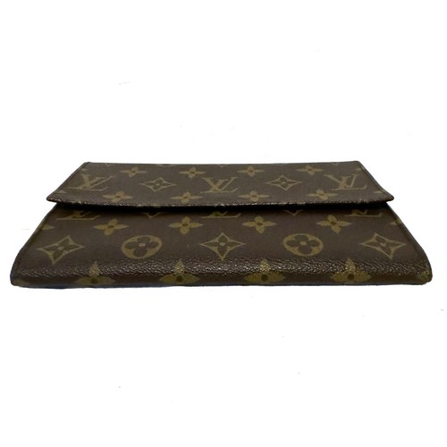 Pochette vintage LOUIS VUITTON passaporto - c 1976 - Foto 3 di 11