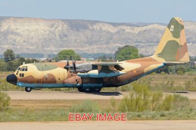PHOTO  AEROPLANE LOCKHEED KC-130H HERCULES 'TK.10-07 / 31-52' C/N 4652. OPERATED