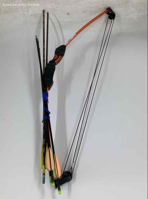 Crosman Upland Black Collectible Youth Archery Compound Bow With 5 Arrows