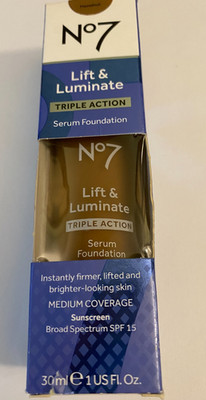 No7 Lift & Luminate Triple Action Serum Foundation Hazelnut, SPF15, EXP 06/2027