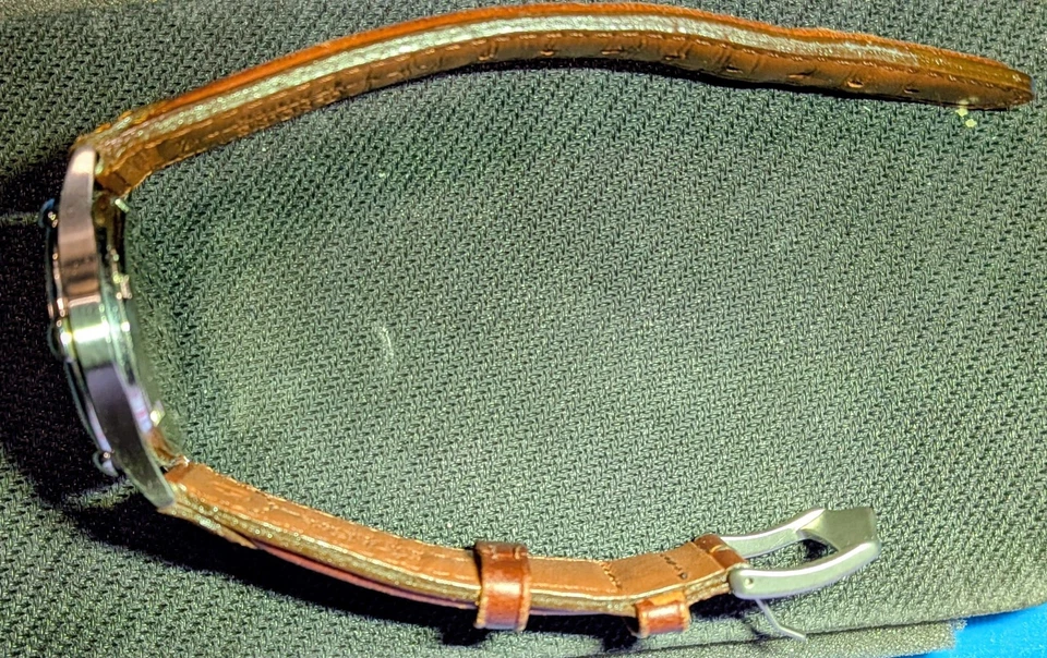 Reloj De Colección Wenger Cuarzo Suizo Logo 100m Acero, Fecha, Cuero, Batería Nueva Foto 3 de 4