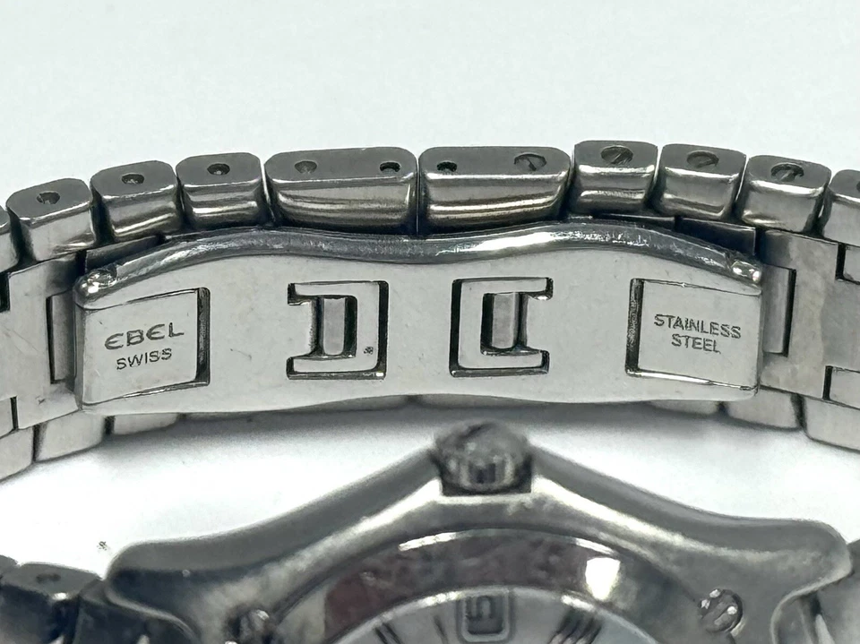 Reloj de cuarzo Ebel Classic Wave acero inoxidable esfera mop 27 mm E9087F21 Foto 4 de 4