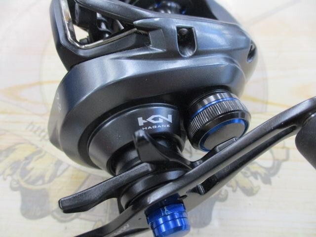 Shimano's 19 SLX MGL 71HG Right Handed Bait Casting Reel big game
