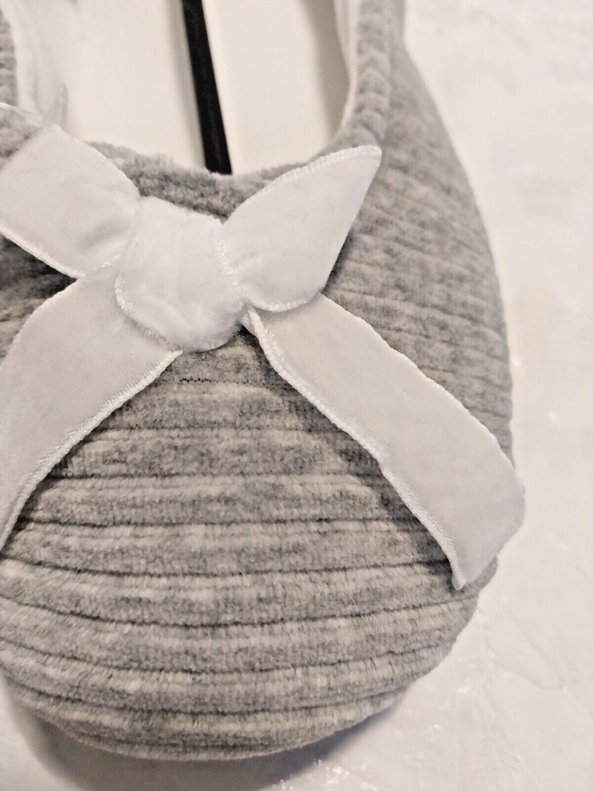 SAOLA 2 paia di pantofole Boux Avenue Pump foderate in pile con pinze suola 5 6