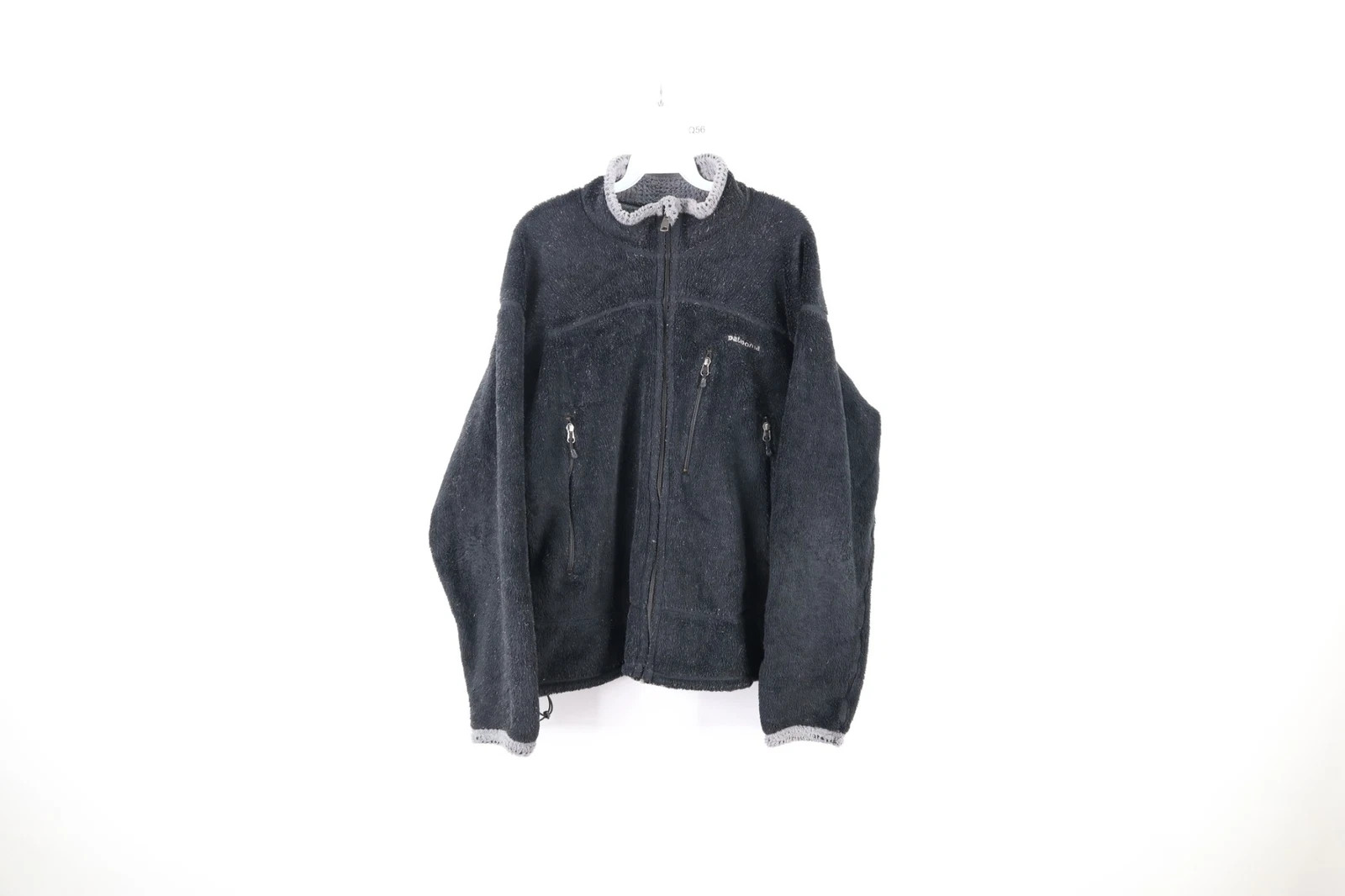 patagonia vintage distressed r4 regulator spell out fleece jacket