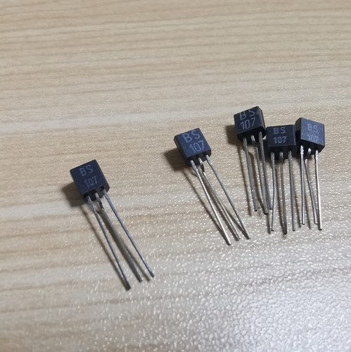 Transistor Infineon BS107 - Modèle TO-92 Neuf D'origine Pour Vos Réparations Et Projets électroniques