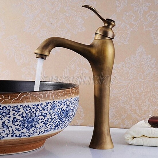 Antique Brass Single Lever Deck Mounted Bathroom Basin Faucet