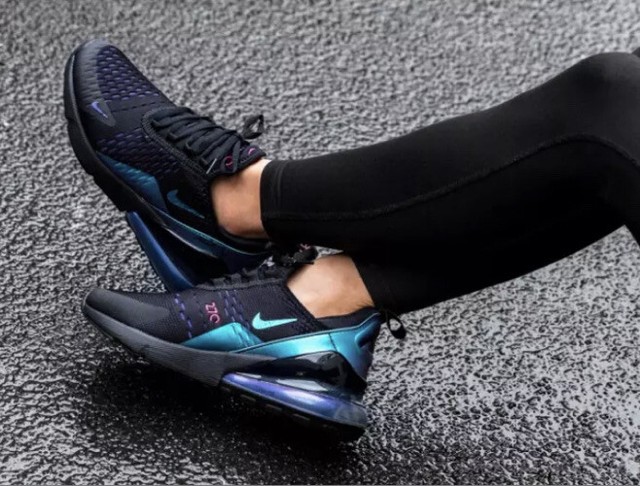 nike airmax 270 throwback future