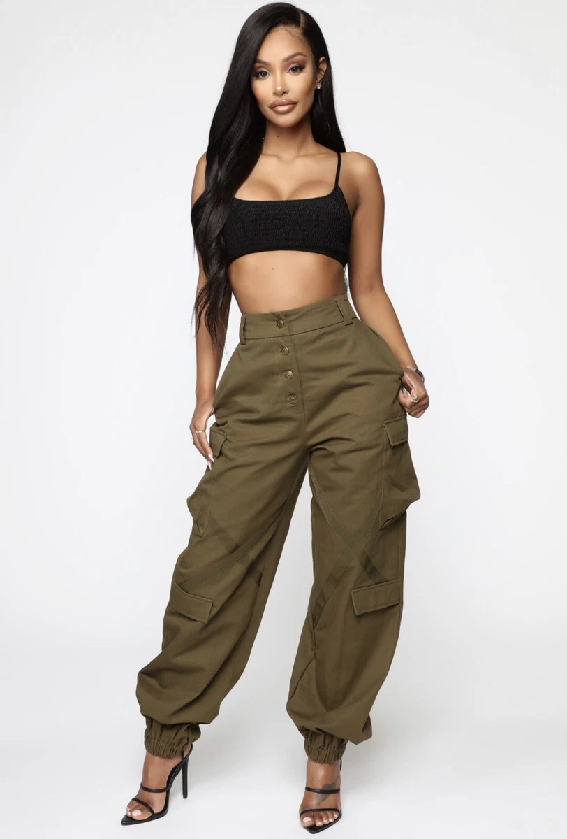 Fashion Nova Amelia Oversized Cargo Pants Olive NWT Size Medium