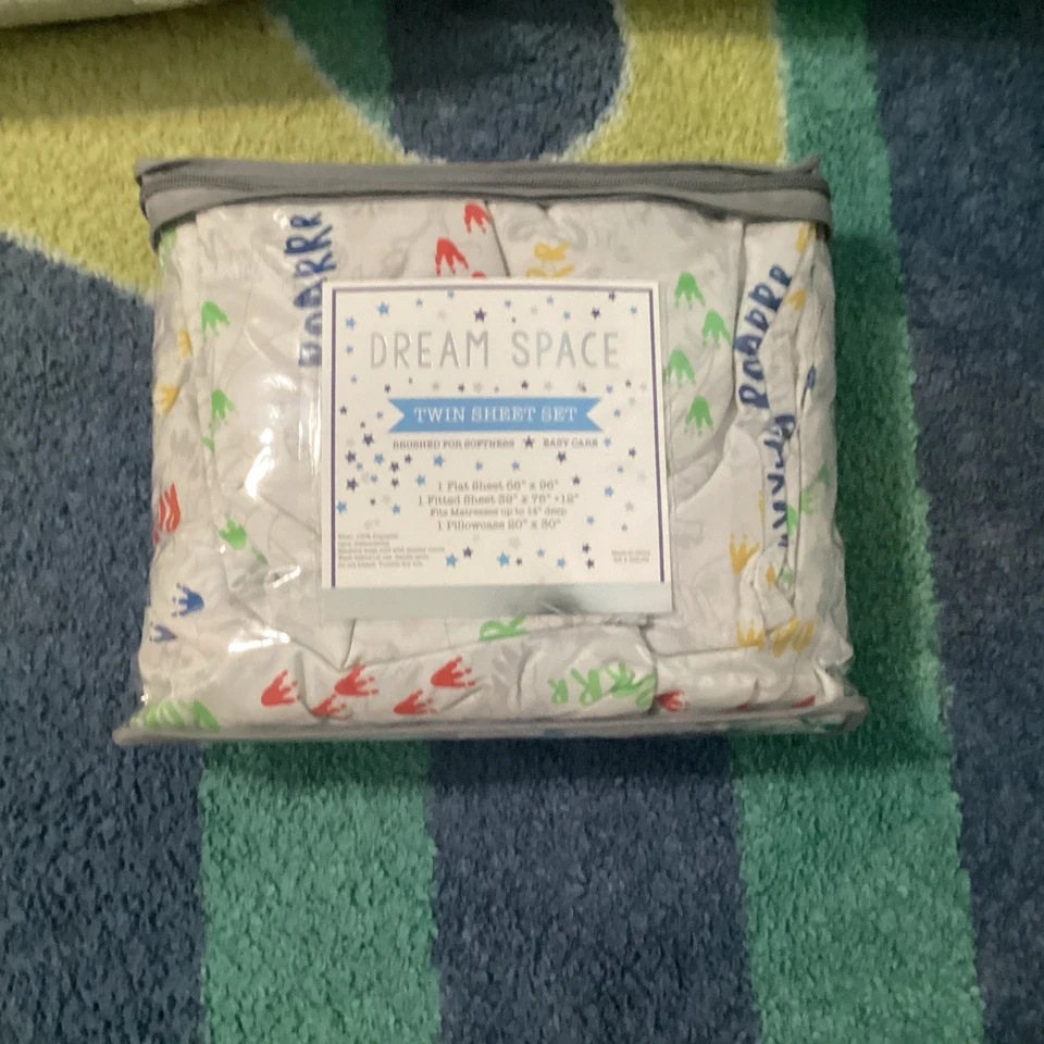 Dinosaur Bedding Set Dino Theme Full Size Sheet Set Dinosaur Theme Bedding Set - Image 2 of 4