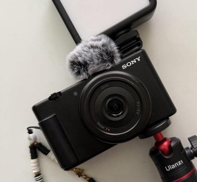 Sony ZV-1 Compact Camera 20.1MP 4K Video Touch Screen Autofocus - Black