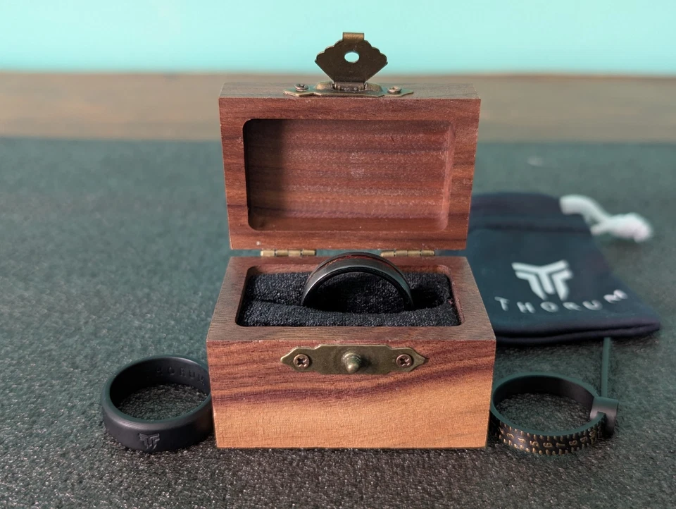 Anillo Thorum - "The Ares" - Hombre Talla 13 Foto 2 de 4