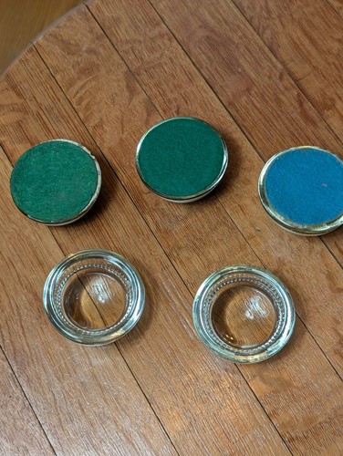 Lot of Five Vintage Glass Dome Paperweights 5 - Picture 6 of 6