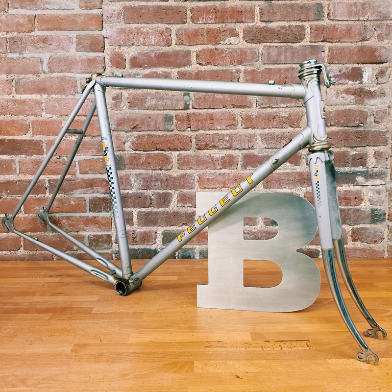 Peugeot 27" Wheel Frameset 57cm c-t 96/120mm Fixie Road Bike 103 Steel   f1
