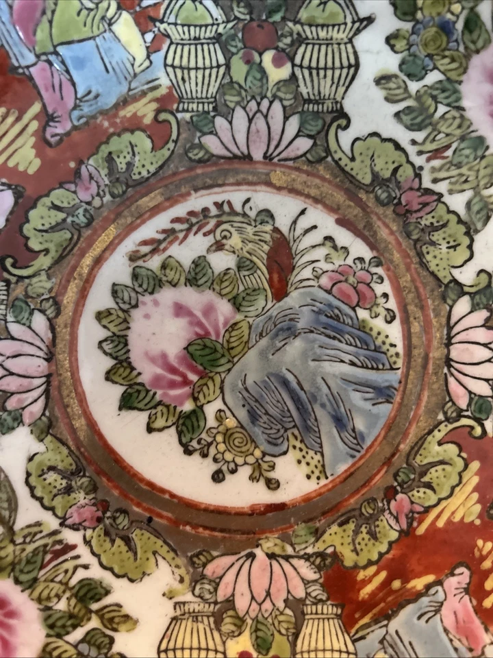 Ponche rosa familiar cantonesa de finales del siglo XIX con marca de reinado Qianlong Foto 4 de 4