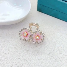 Fashionable and cute pink flower small grappling clips, niche hair clips, bangs,