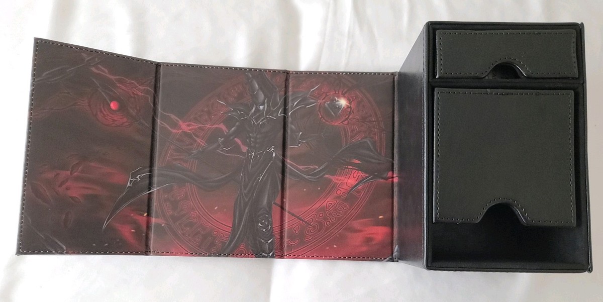 Sleevechief Premium Dark Magician Deck Box Yugioh TCG Card Banana
