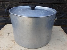 Vintage SWAN 20 Pint Aluminium Lidded Stock pot. 11" diameter. Large Saucepan.