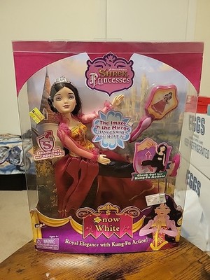 Shrek Princess Snow White Kung Fu Action Doll 2007 by MGA NIB