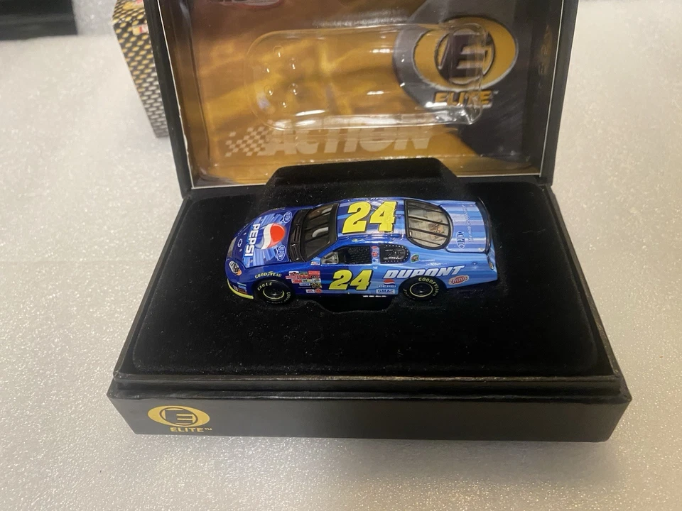 Jeff Gordon #24 DuPont Pepsi Daytona Fireworks 2002 RCCA ELITE 1:24 Foto 3 de 4