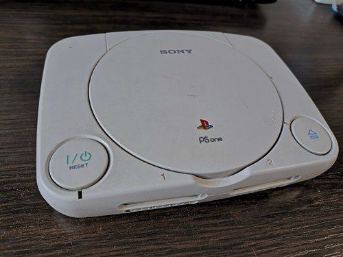 Sony Playstation 1 vintage console. Game console does not have joysticks - Picture 2 of 15