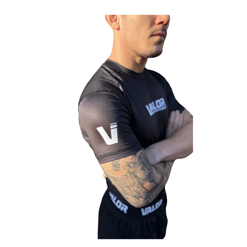 VALOR BLACK MESH SHORT SLEEVE RASH GUARD - Image 4 of 4