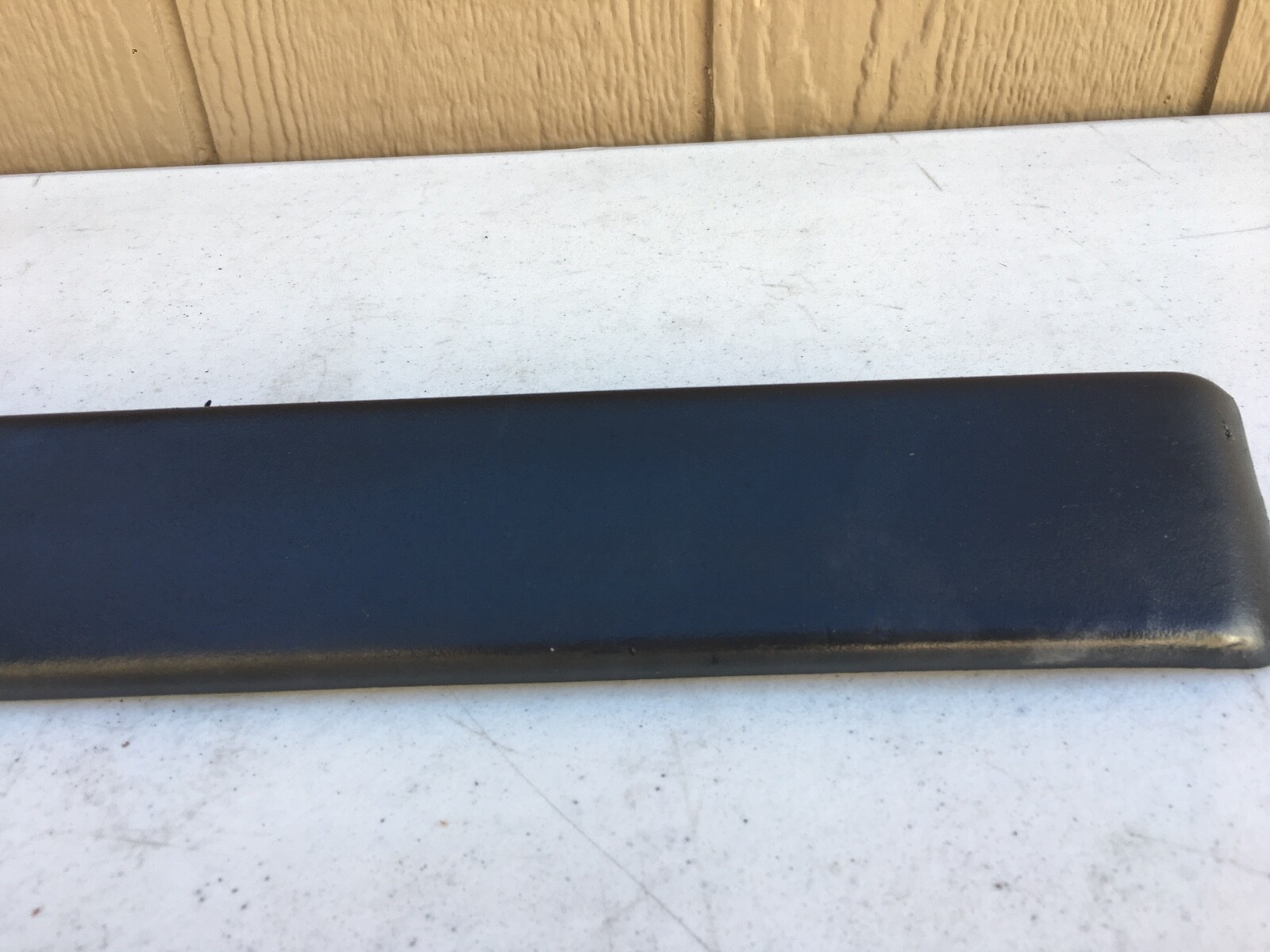 19851989 Lincoln Town Car Bumper Trim eBay