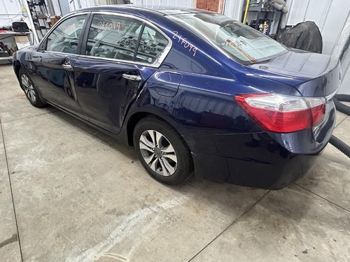 Honda Accord 2015 manual del propietario con cubierta - Imagen 6 de 12