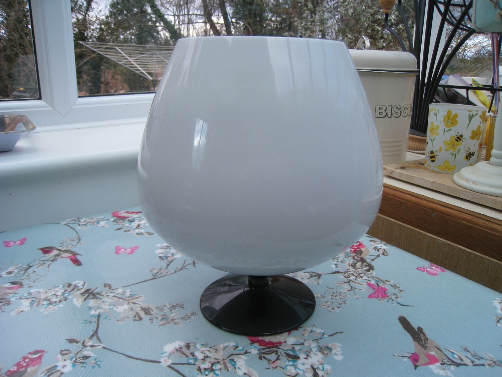 VINTAGE LARGE BRANDY GLASS VASE 1970s BLACK & WHITE VERY STYLISH/RETRO eBay