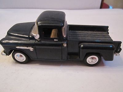 ミニカー 1955 CHEVY STEPSIDE SS 5602 1/36 CHEVROL 1955 Chevy Stepside Vintage Model Chevrolet Pick Up Truck 1