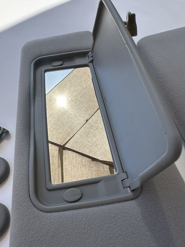 2002-2005 Lexus ES300 Sunvisor Left & Right Side Sun Visor Shade Pair, Gray. - Picture 2 of 18