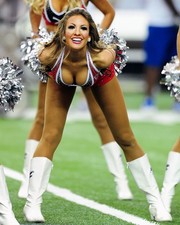 NFL CHEERLEADER FALCONS 4x6 Print - 110325-05