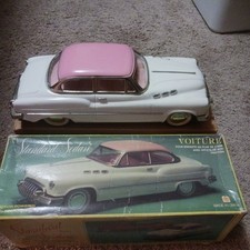 Vintage Voiture Buick Standard Sedan Friction Powered Toy Car w/Sound Effects