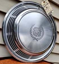 1972 1973 OEM Cadillac Eldorado Convertible Wheel Cover Hubcap   *VGC-*